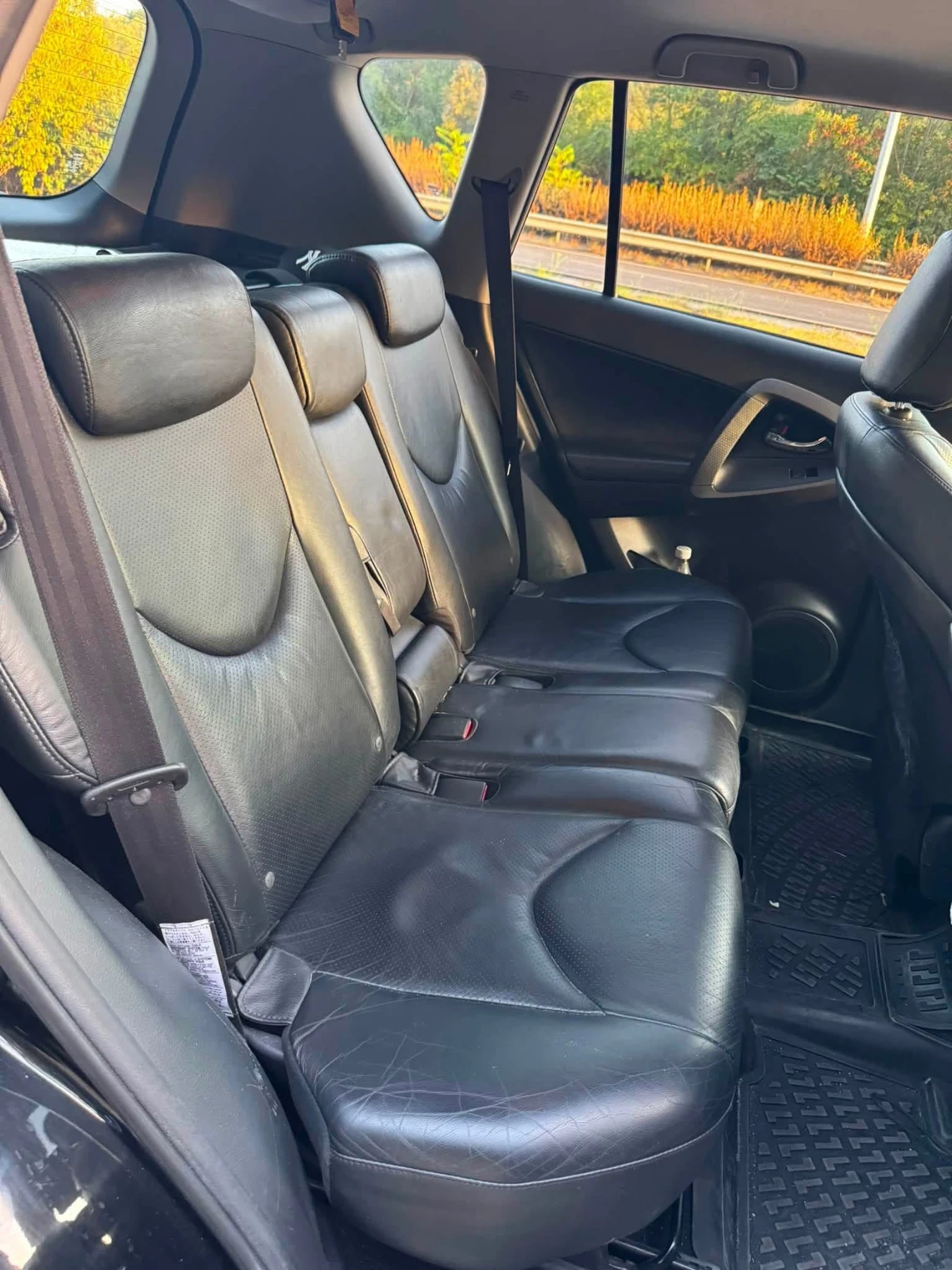 Toyota Rav4 2.2 150 k Rav 4, снимка 11 - Автомобили и джипове - 56332863