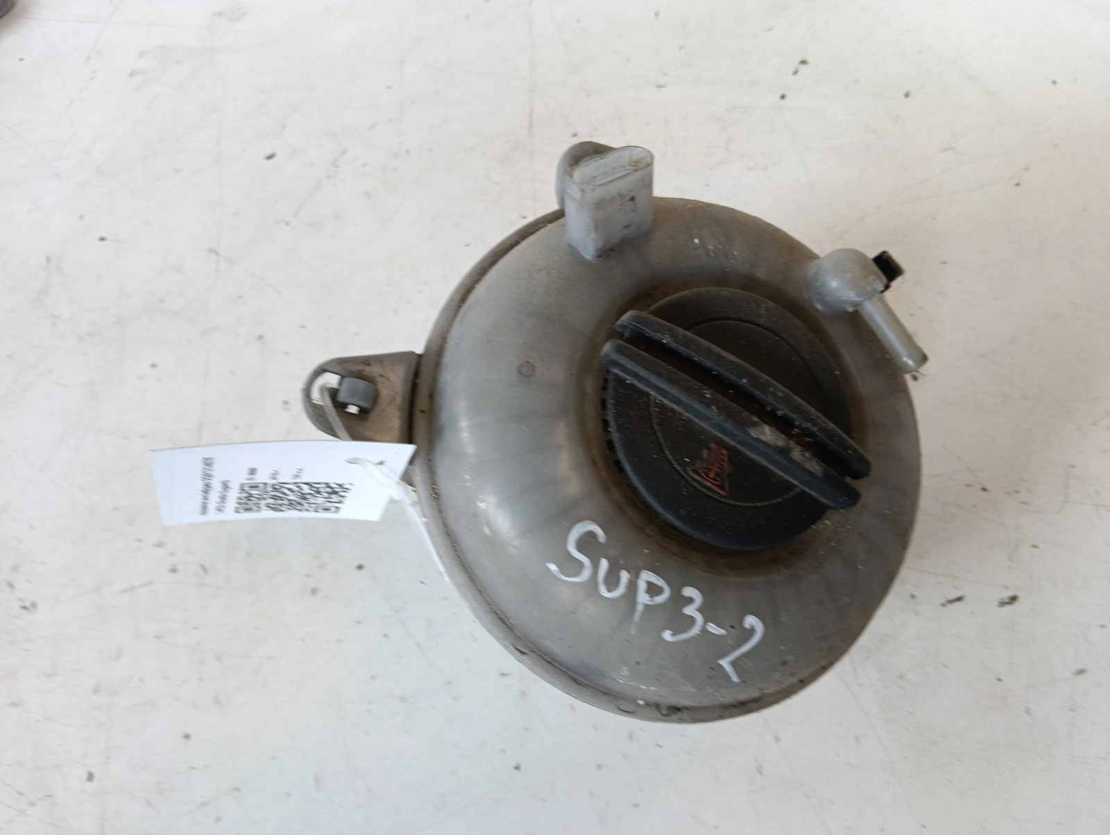 казанче антифриз 5Q0121407F 1.4TSI Skoda Superb