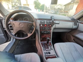Mercedes-Benz E 220, снимка 6