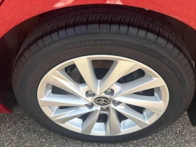 Toyota Camry * SE Auto AWD * CARFAX * , снимка 14