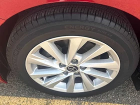Toyota Camry * SE Auto AWD * CARFAX * , снимка 15