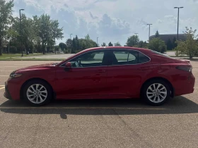 Toyota Camry * SE Auto AWD * CARFAX * , снимка 2
