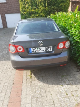 VW Jetta Седан, снимка 8