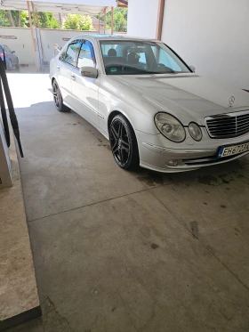 Mercedes-Benz E 280, снимка 1