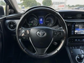 Toyota Auris 1.8 HYBRID/Сервизна история/Автомат/Нова батерия, снимка 13