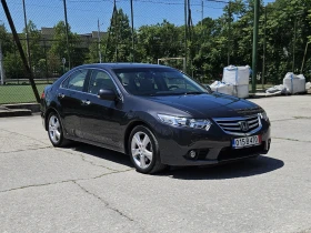 Обява за продажба на Honda Accord 2.4i-VTEC Executive Distronic Facelift  ~28 990 лв. - изображение 2