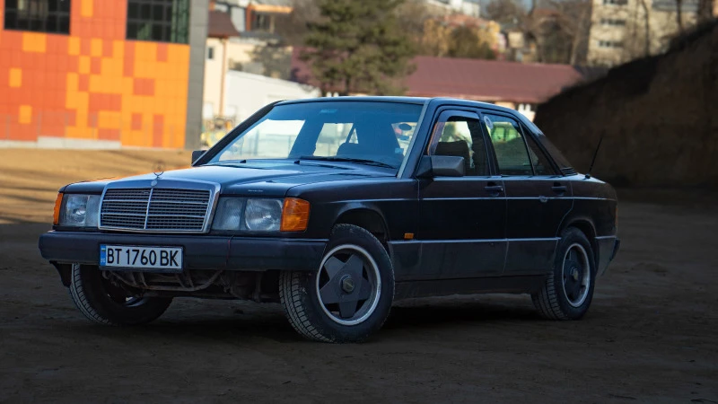 Mercedes-Benz 190 2.0 Бензин/Газ, снимка 2 - Автомобили и джипове - 47399985