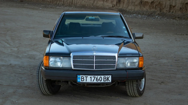 Mercedes-Benz 190 2.0 Бензин/Газ, снимка 3 - Автомобили и джипове - 47399985