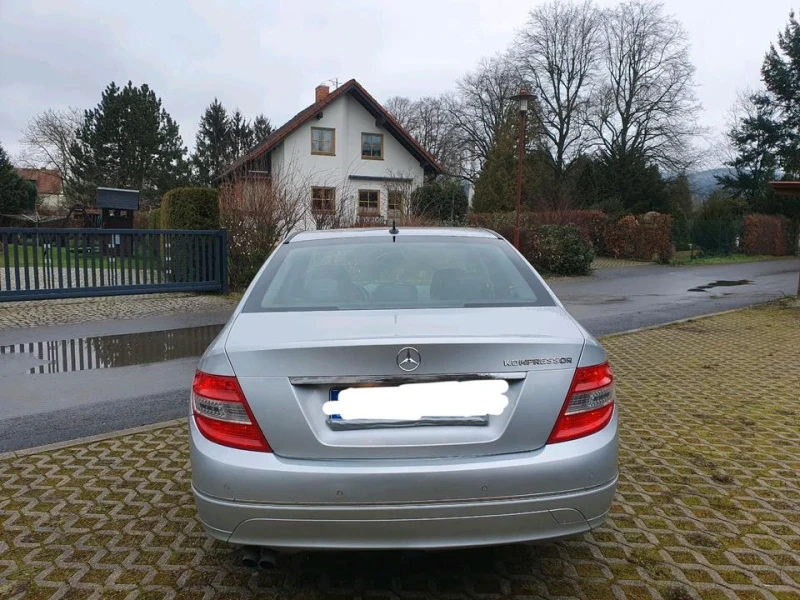 Mercedes-Benz C 180 156* NAVI* XENON* PDC* КОЖА* LPG* TUV , снимка 4 - Автомобили и джипове - 48334530