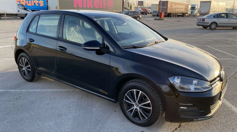 VW Golf BLUEMOTION, снимка 3 - Автомобили и джипове - 48589954