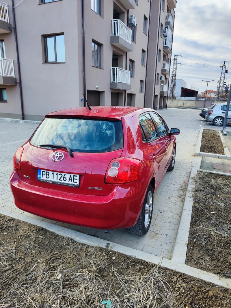 Toyota Auris, снимка 5 - Автомобили и джипове - 48808006