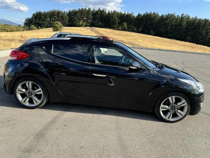 Hyundai Veloster , снимка 7 - Автомобили и джипове - 49259998