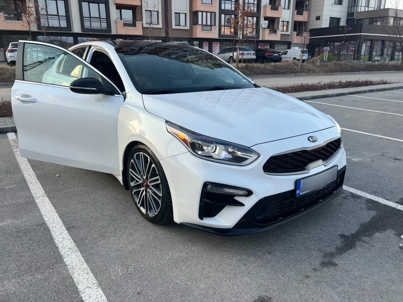 Kia Forte GT, снимка 6 - Автомобили и джипове - 49275905