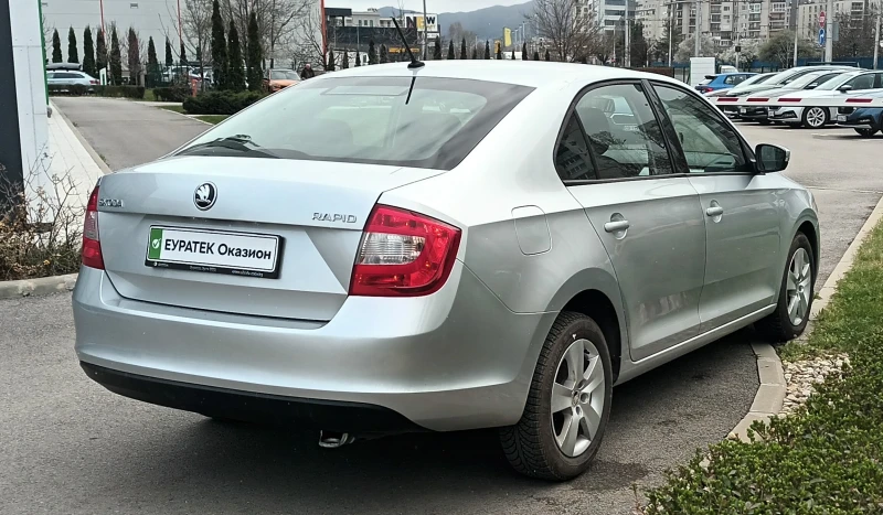 Skoda Rapid 1, 6 TDI , снимка 3 - Автомобили и джипове - 49562391