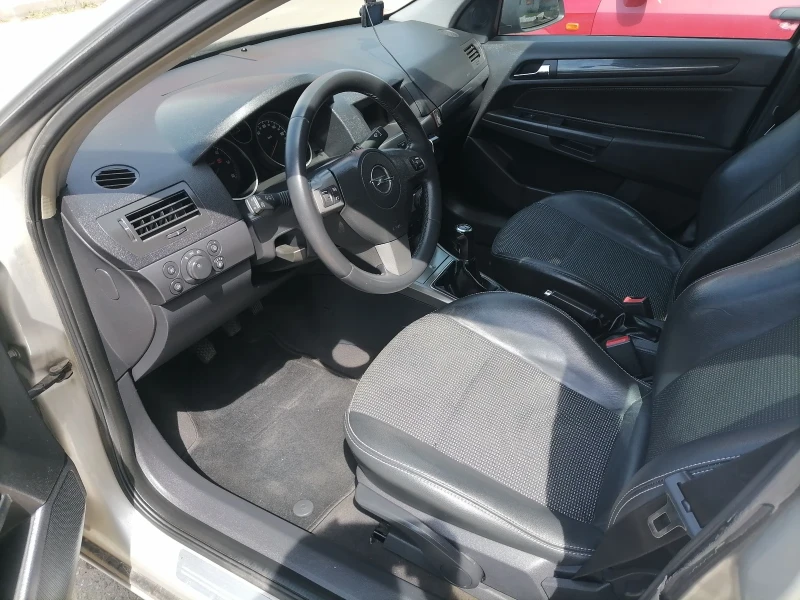 Opel Astra 1.7cdti, снимка 7 - Автомобили и джипове - 50141911