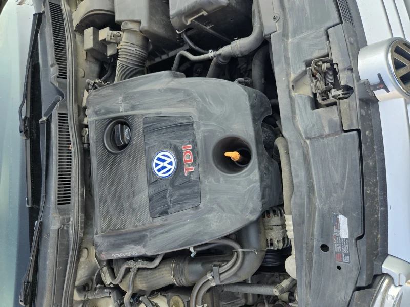 VW Golf 1.9tdi 150к.с., снимка 10 - Автомобили и джипове - 52422080