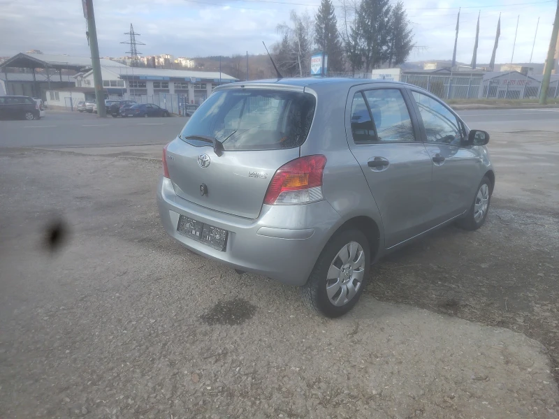 Toyota Yaris 1.33 бенин, снимка 5 - Автомобили и джипове - 53021595