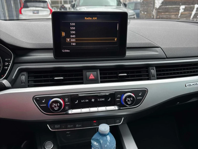 Audi A4 * Komfort * CARFAX * ЦЕНА ДО БГ, снимка 9 - Автомобили и джипове - 53126185