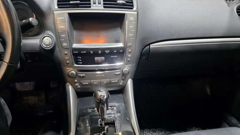 Lexus IS * 250C * CARFAX * ЦЕНА ДО БГ, снимка 13 - Автомобили и джипове - 53431431
