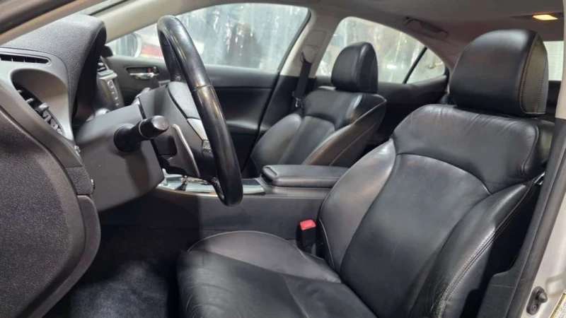 Lexus IS * 250C * CARFAX * ЦЕНА ДО БГ, снимка 10 - Автомобили и джипове - 53431431