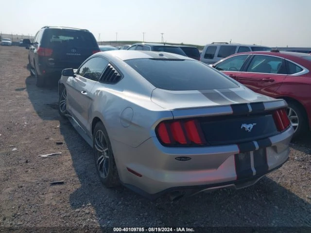 Ford Mustang ECOBOOST ФИКС ЦЕНА ДО БГ РЕАЛНИ КИЛОМЕТРИ/СЕРВИЗНА, снимка 4 - Автомобили и джипове - 48106341