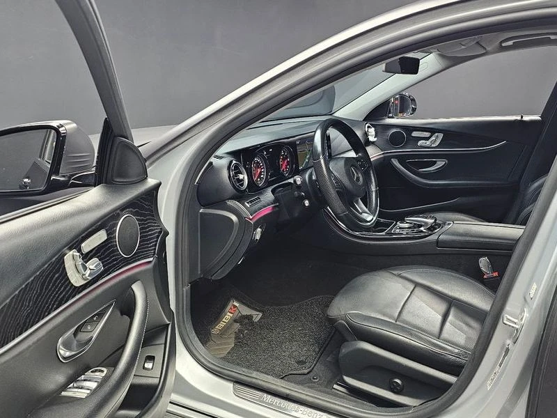 Mercedes-Benz E 220 E220d Avantgarde| 194к.с.| ВКЛ.ТЕХНОТЕСТ, снимка 10 - Автомобили и джипове - 55401186
