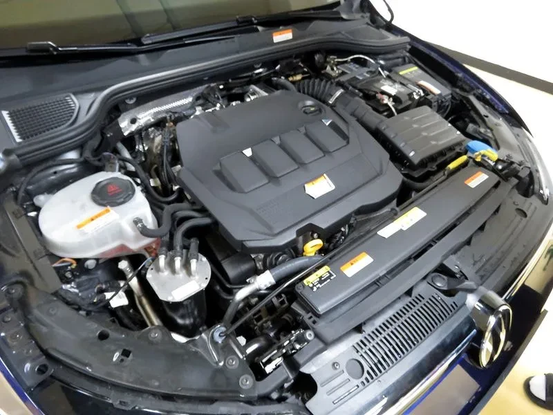 VW Golf 2.0 TDI PRESTIGE, снимка 16 - Автомобили и джипове - 55721355
