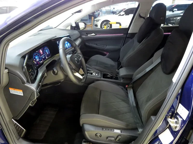 VW Golf 2.0 TDI PRESTIGE, снимка 5 - Автомобили и джипове - 55721355