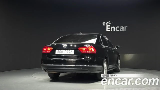 VW Passat, снимка 4 - Автомобили и джипове - 56081699