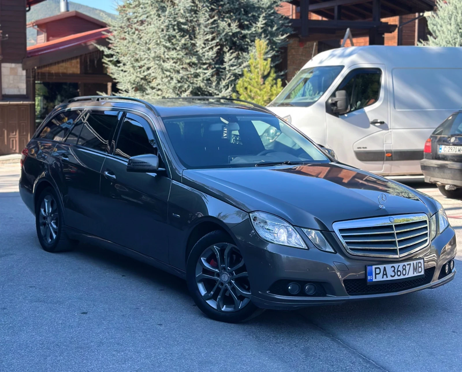Mercedes-Benz E 200 CDI, снимка 1