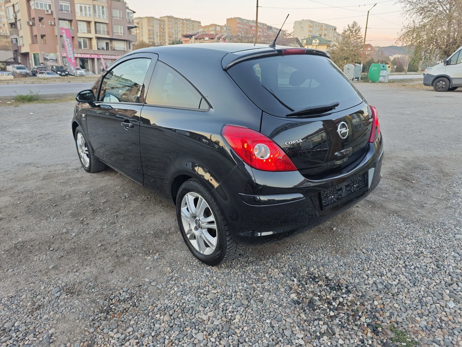 Opel Corsa ACTIVE 6Gear  - изображение 8