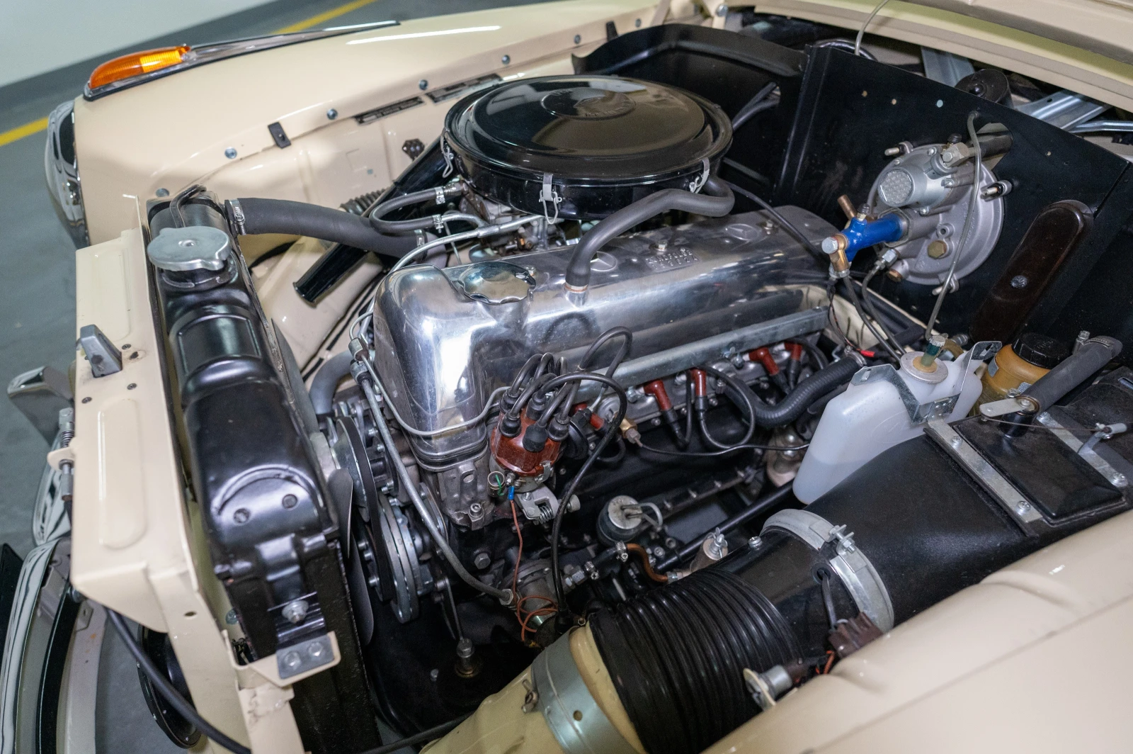 Mercedes-Benz 220 S Ponton | Mobile.bg   11