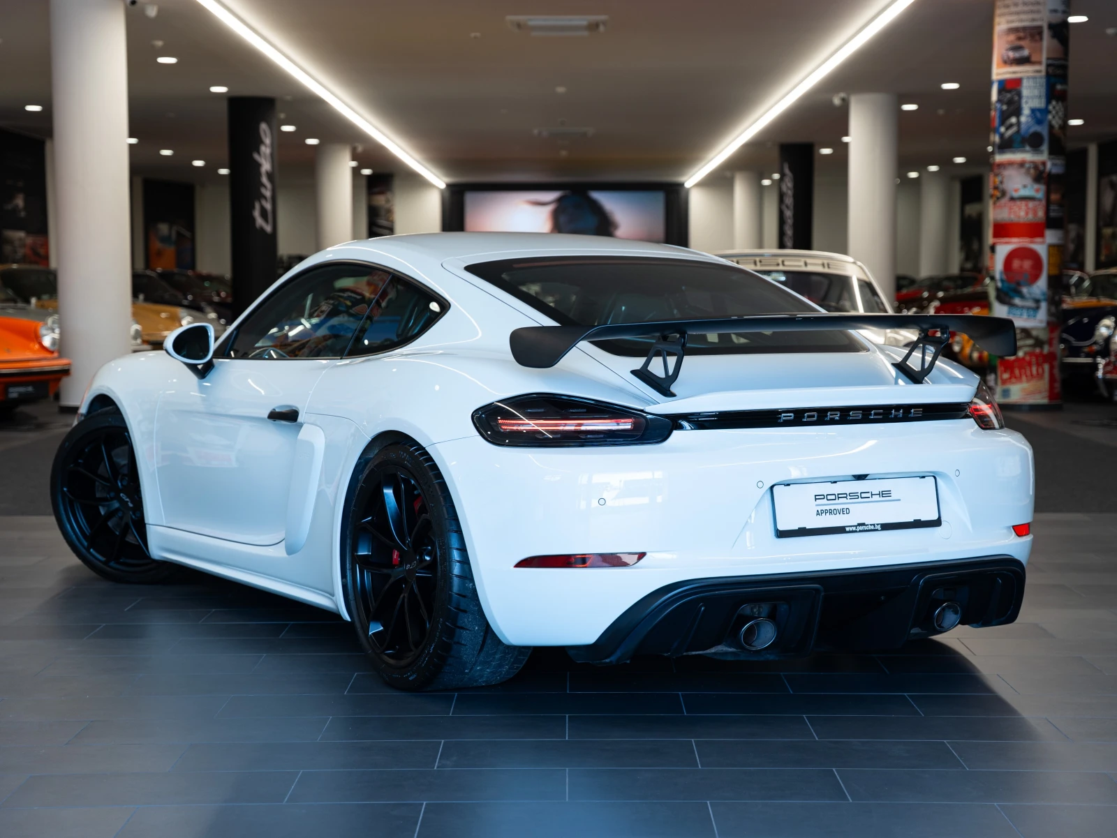 Porsche Cayman 718 Cayman GT4 - изображение 2