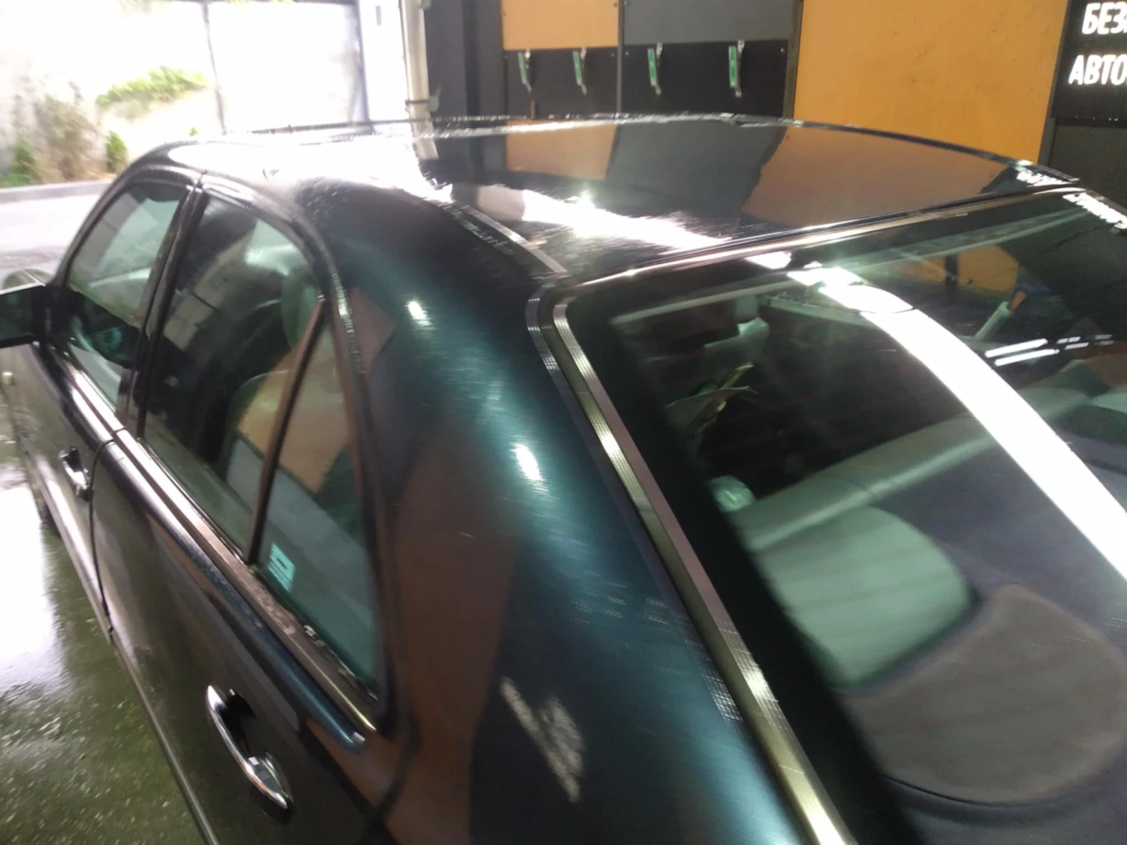 Mercedes-Benz E 200  - изображение 5