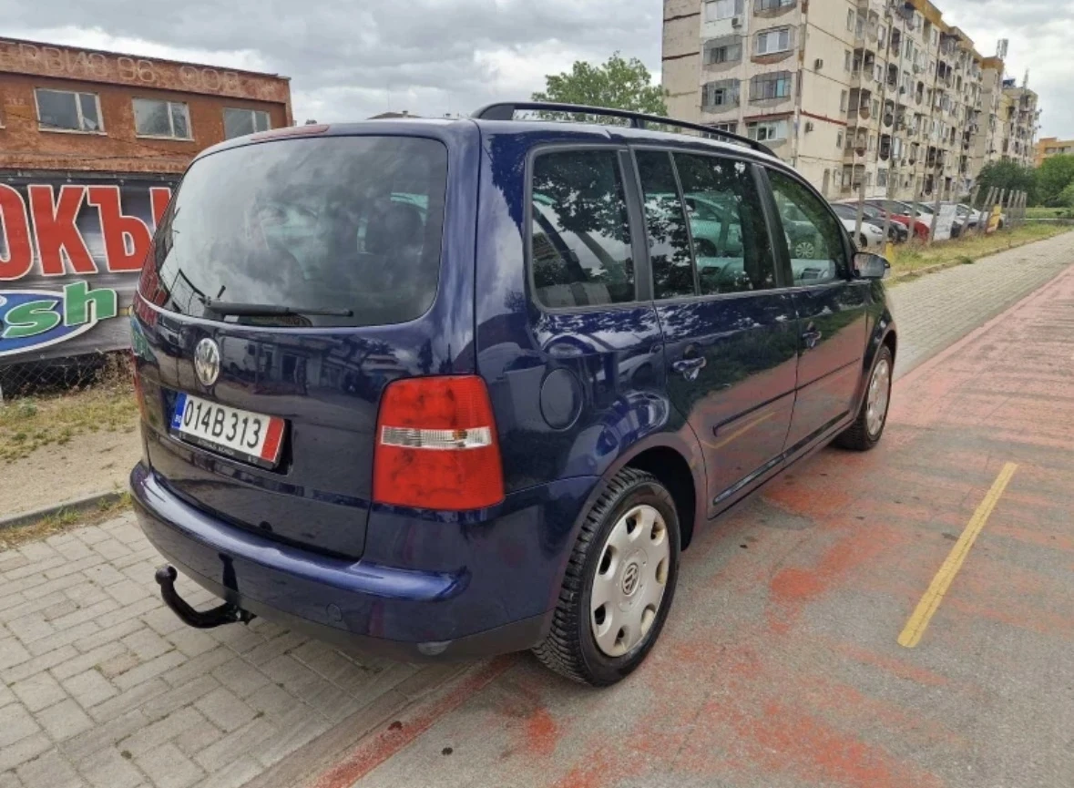 VW Touran 1.6 Бензин АВТОМАТИК - изображение 5
