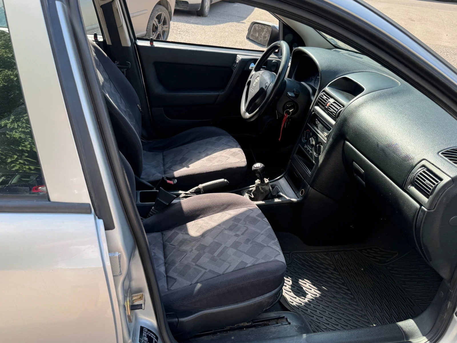 Opel Astra 1.6 перфектно техническо състояние мотор уникален - изображение 7