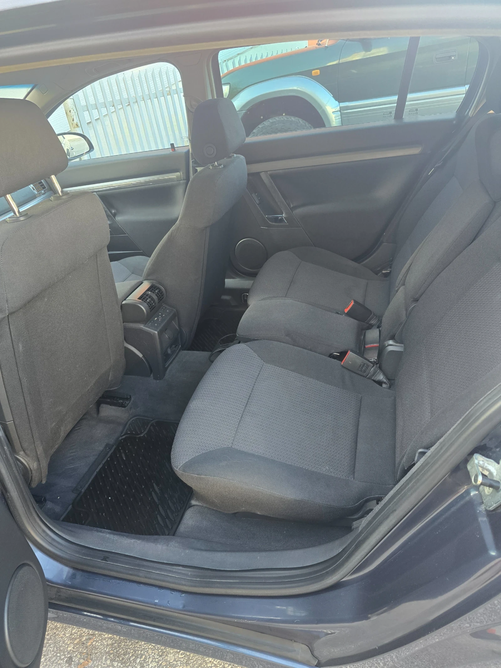 Opel Signum 1.9 CDTI ()  | Mobile.bg   11