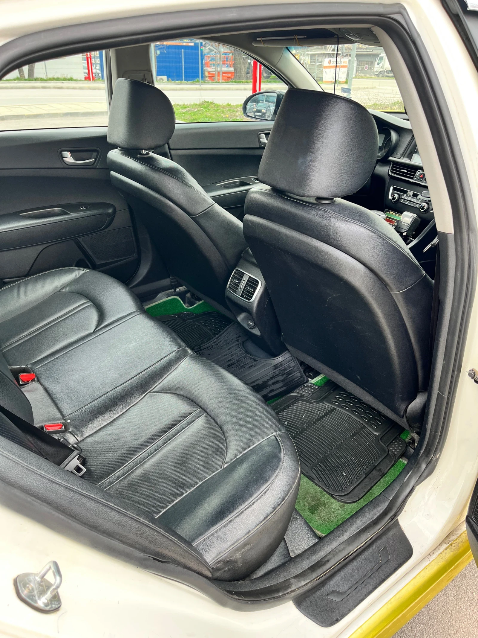 Kia K5 Taxi - изображение 6