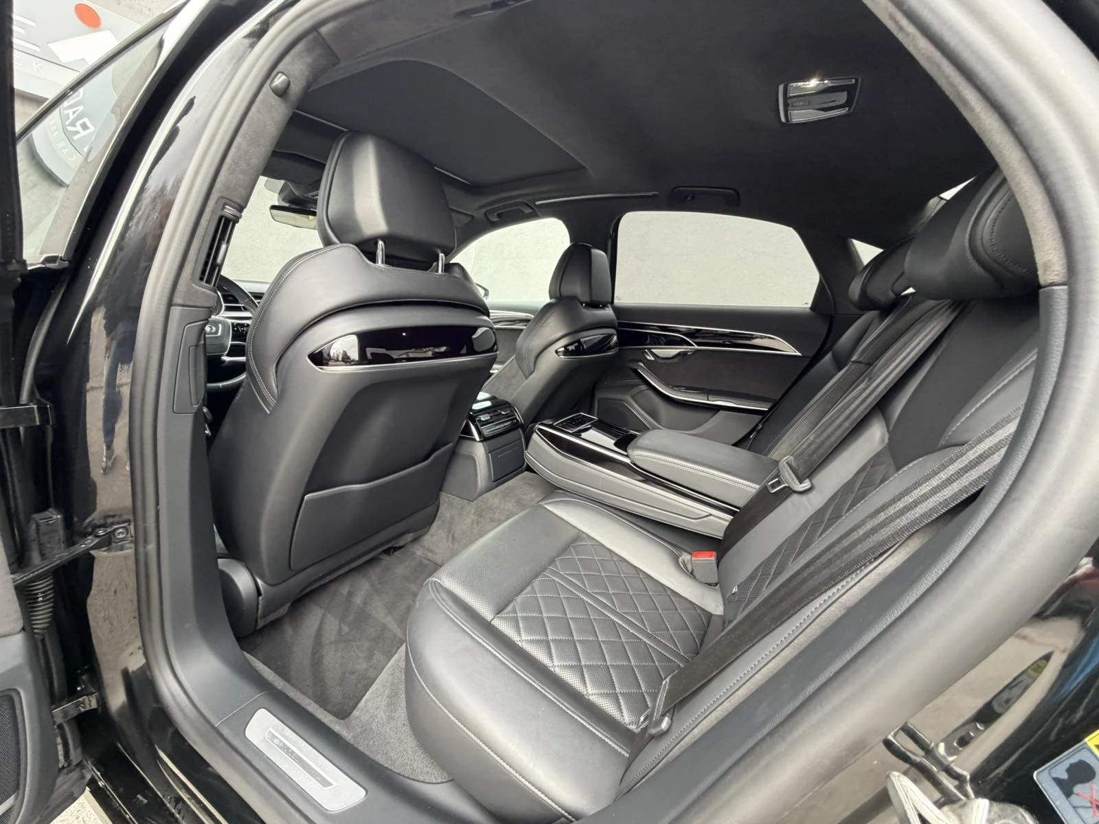 Audi A8 60TFSI e | Mobile.bg   16