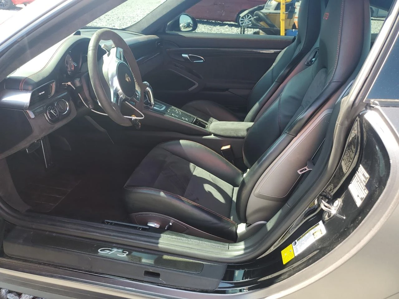 Porsche 911 GT3 - изображение 7