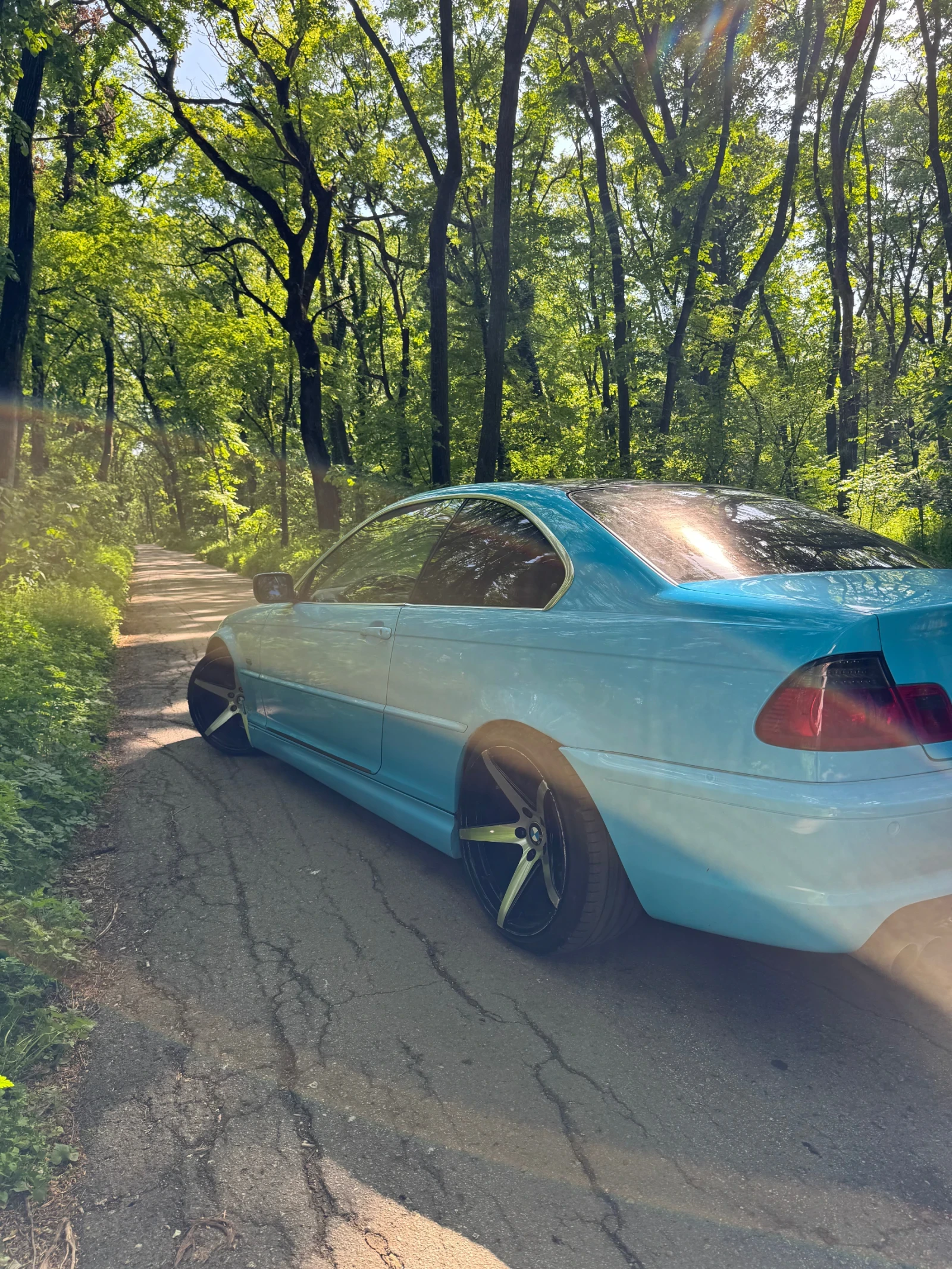 BMW 323  - изображение 7