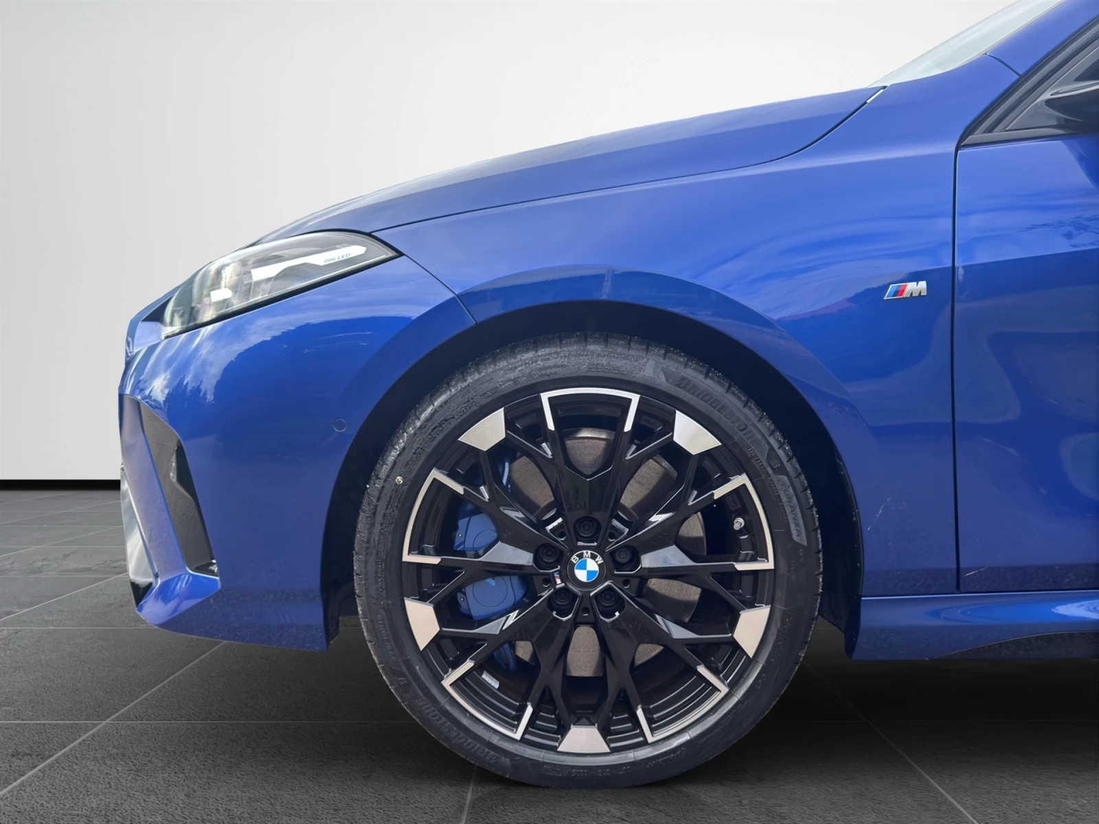 BMW M135 xDrive, снимка 5 - Автомобили и джипове - 53875607