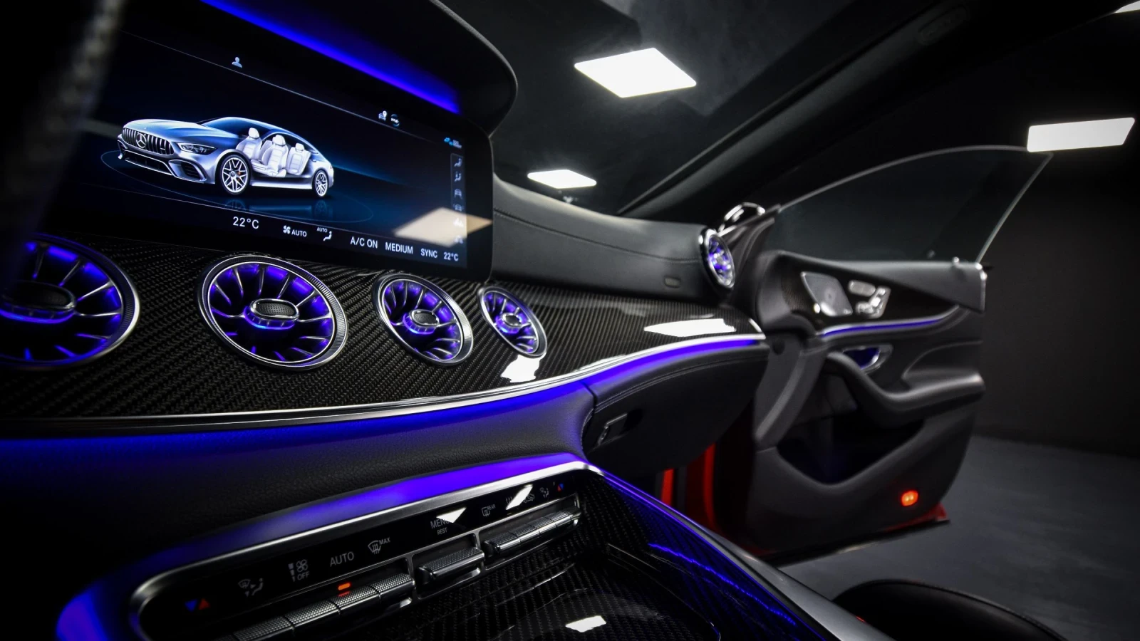 Mercedes-Benz AMG GT 4-door coupe, снимка 7 - Автомобили и джипове - 54209516