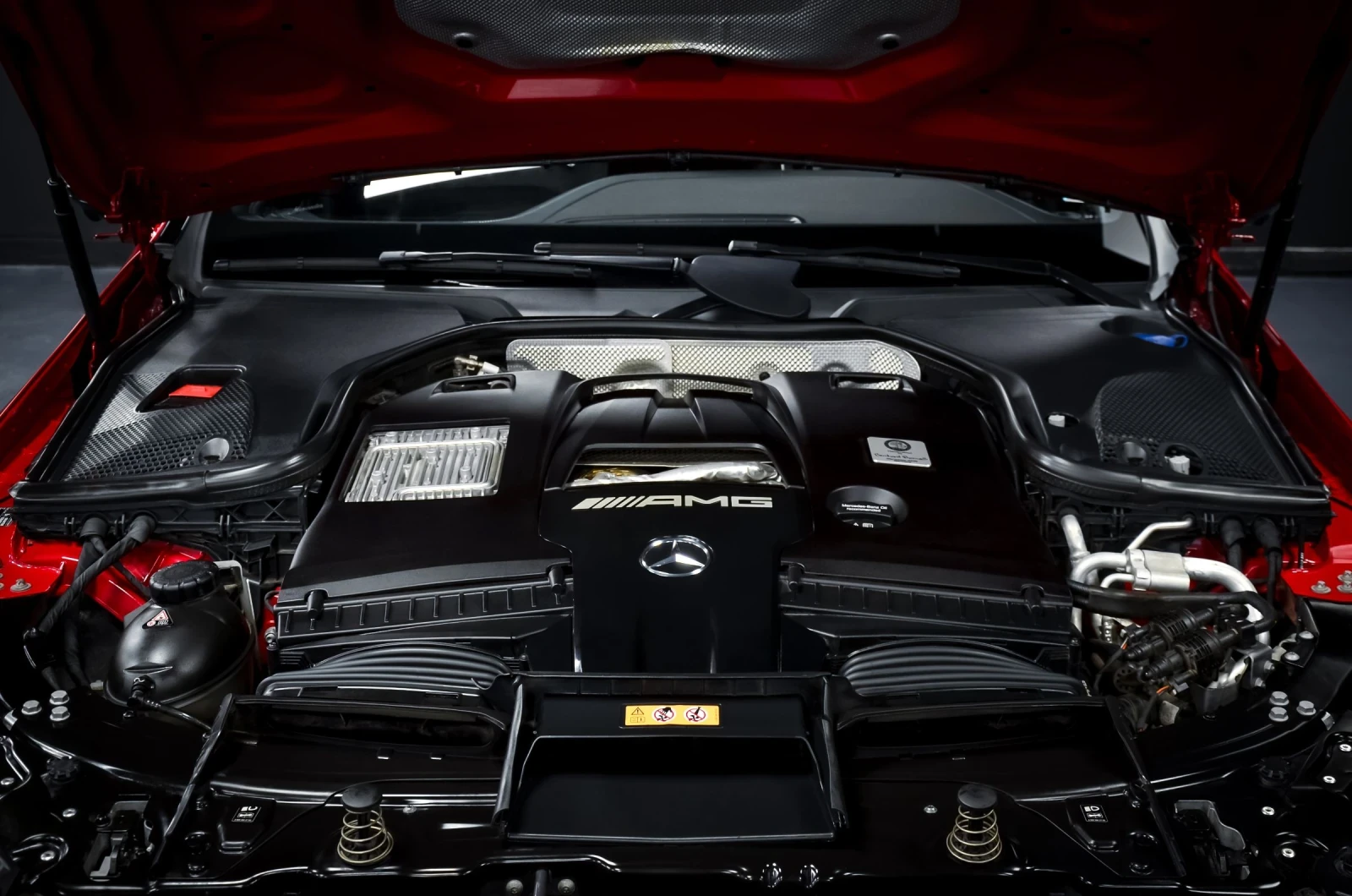 Mercedes-Benz AMG GT 4-door coupe, снимка 11 - Автомобили и джипове - 54209516