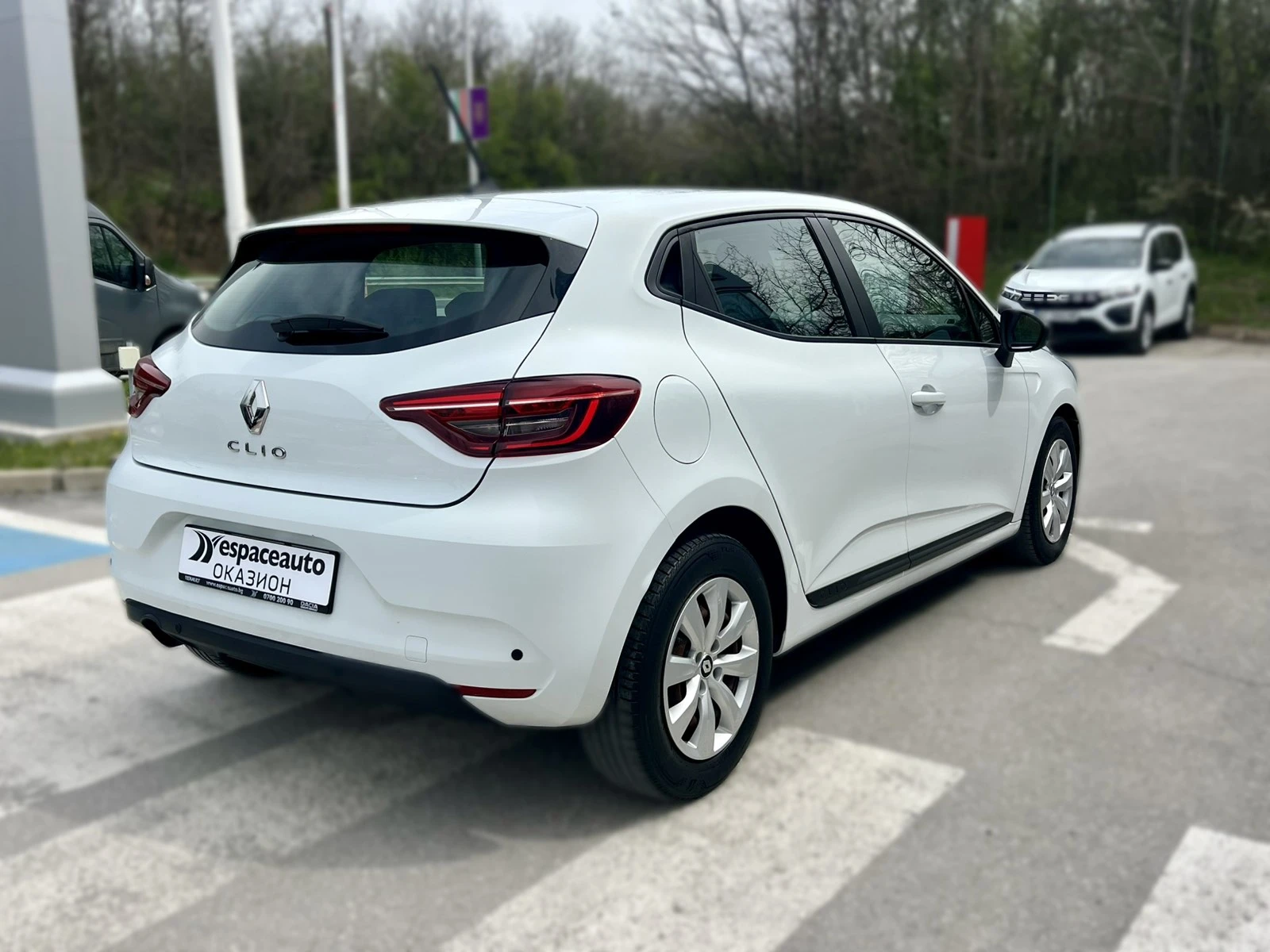 Renault Clio V 1.0 TCe / 100 к.с., снимка 4 - Автомобили и джипове - 54217503