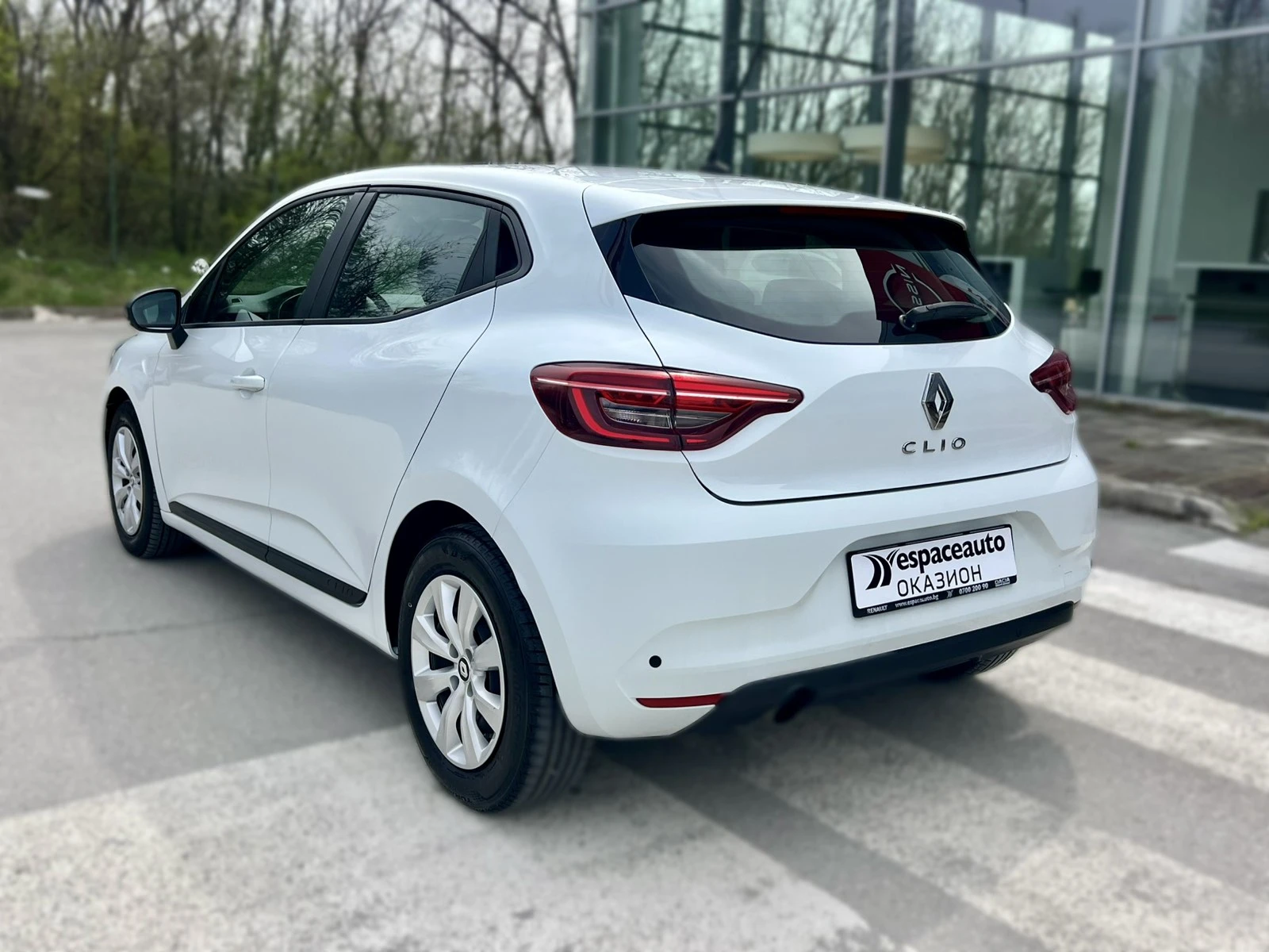 Renault Clio V 1.0 TCe / 100 к.с., снимка 6 - Автомобили и джипове - 54217503