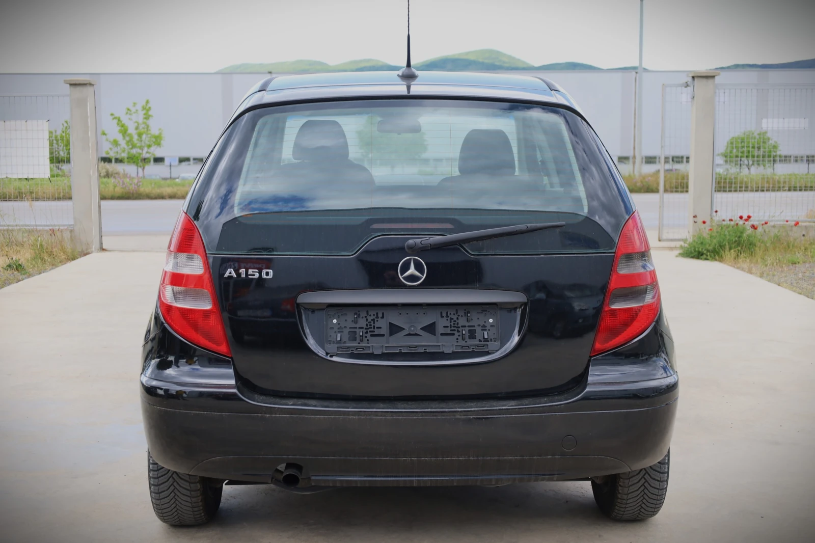 Mercedes-Benz A 150 1.5 Бензин, снимка 2 - Автомобили и джипове - 54552653