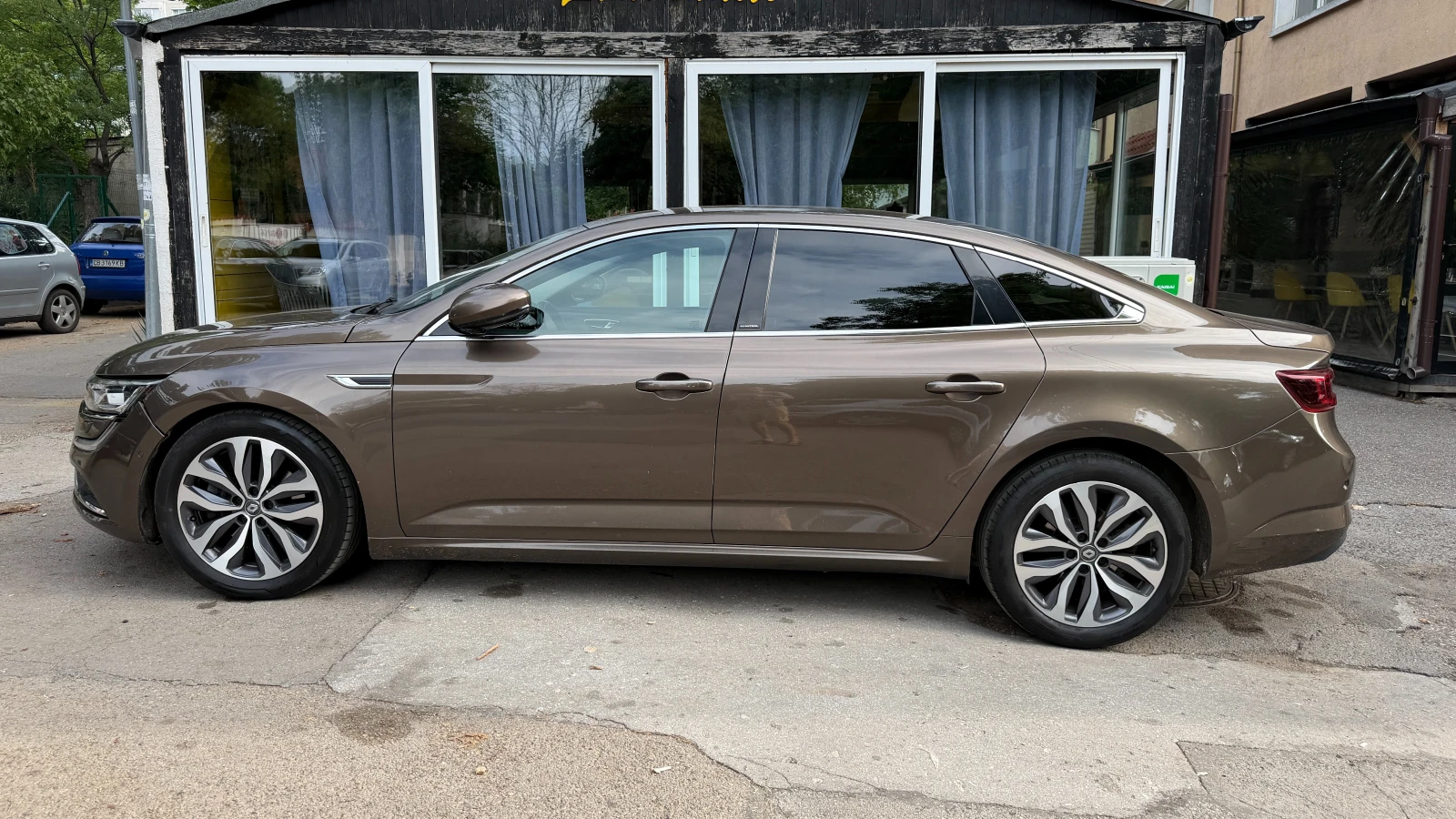 Renault Talisman 1.6 TCe 200 EDC 4Control ДДС, снимка 3 - Автомобили и джипове - 55120497
