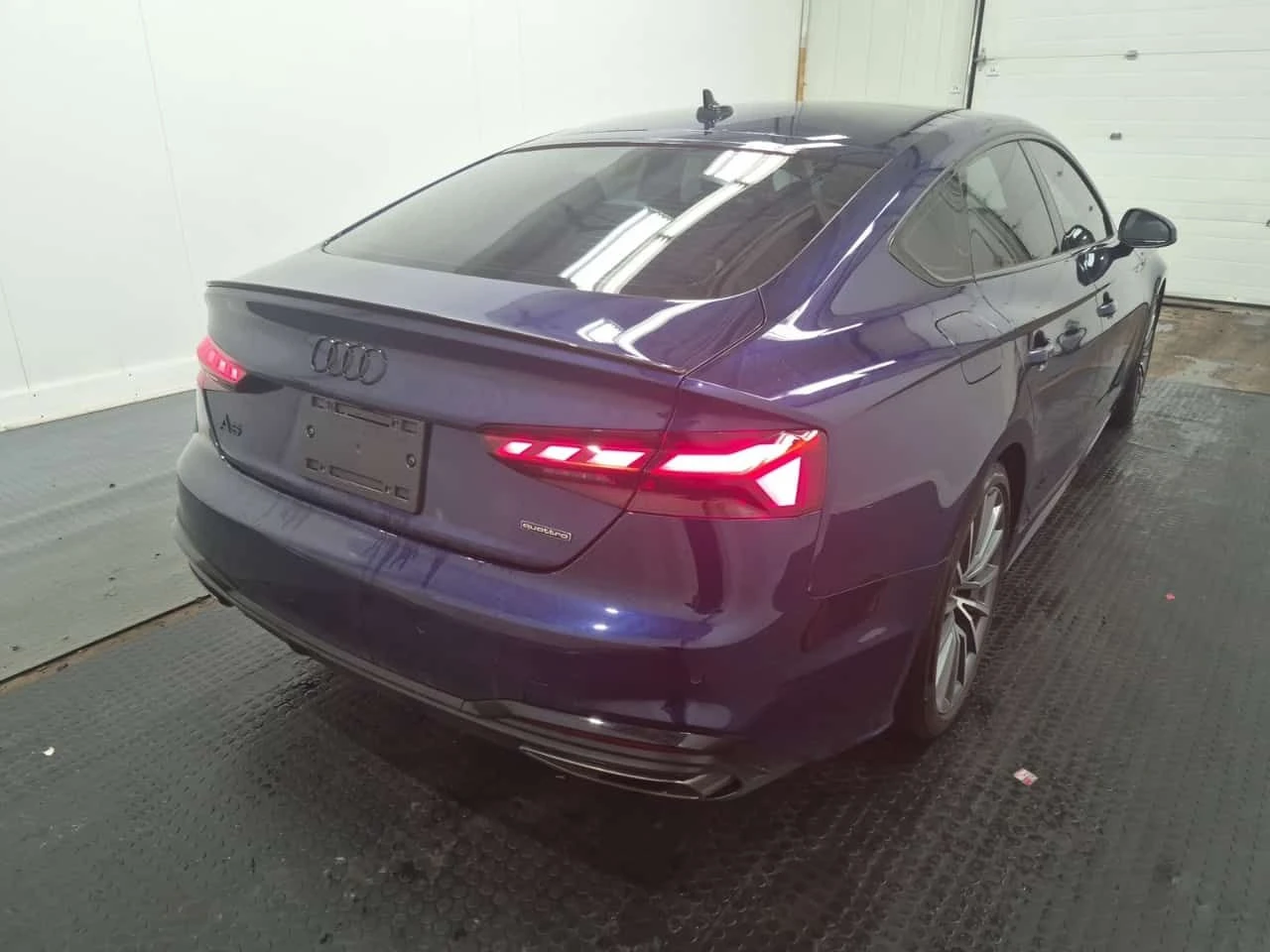 Audi A5  TECHNIK | ЦЕНА ДО БЪЛГАРИЯ | MATRIX | 360 , снимка 3 - Автомобили и джипове - 55165327