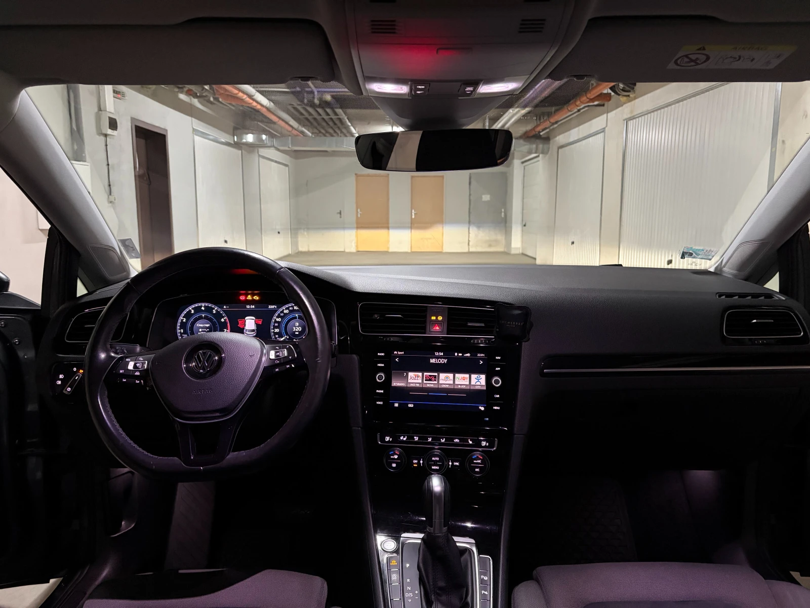 VW Golf 7 Highline 1.5 TSI DSG , снимка 12 - Автомобили и джипове - 55254132